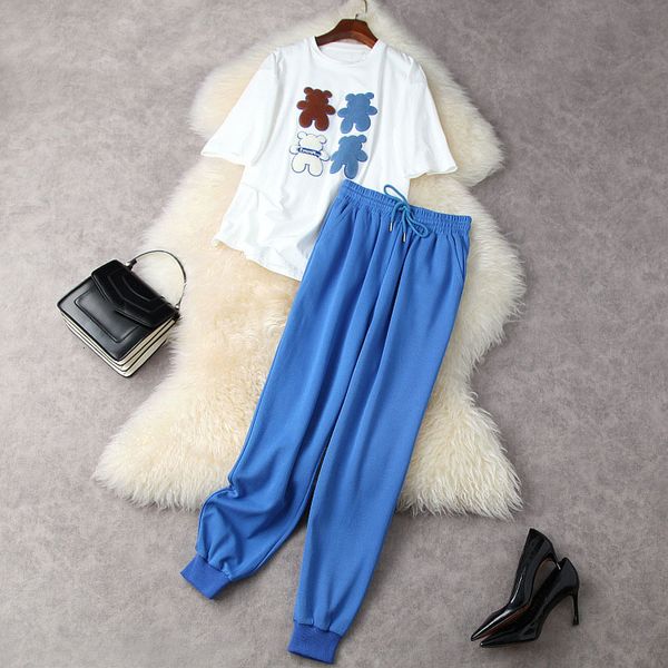 women's two piece pants summer short sleeve round neck white cartoon bear t-shirt + blue elastic waist drawstring suits 2 s set 21a1520 
women's two piece pants summer short sleeve round neck white cartoon bear t-shirt + blue elastic waist drawstring suits 2 s set 21a1520