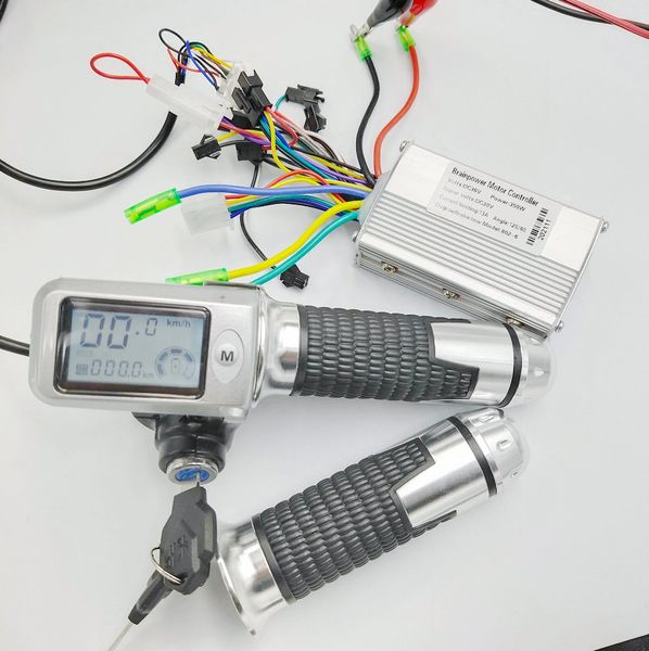 lcd display 36v48v with accelerator+bldc controller 350w electric bike tricycle atv mtb parts rolling handlebar grips
lcd display 36v48v with accelerator+bldc controller 350w electric bike tricycle atv mtb parts rolling handlebar grips