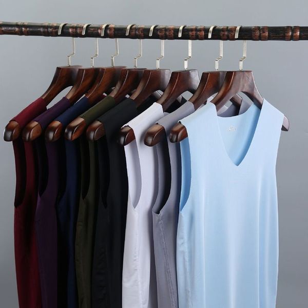 men' tank men' traceless ice silk vest summer v-neck thin breathable elastic tight wide shoulder youth t-shirt hurdle, White;black
men' tank men' traceless ice silk vest summer v-neck thin breathable elastic tight wide shoulder youth t-shirt hurdle, White;black