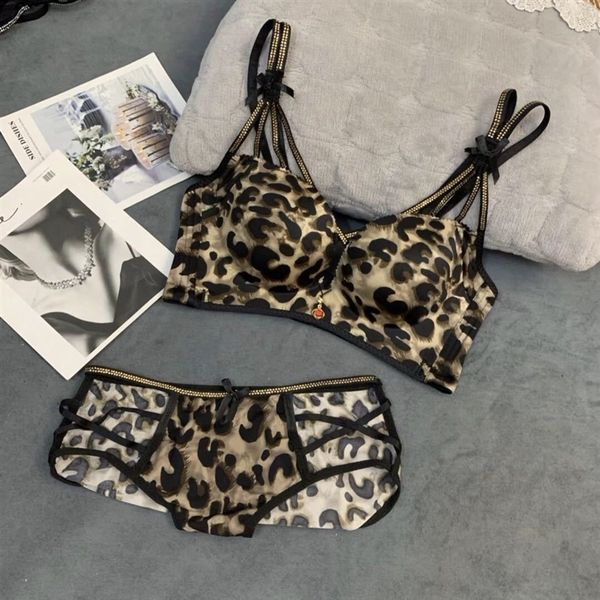 ppd wanlizi thickened cup no steel women's underwear ring beautiful back gathered small chest artifact underwear brathick cup bra breas, Red;black
ppd wanlizi thickened cup no steel women's underwear ring beautiful back gathered small chest artifact underwear brathick cup bra breas, Red;black