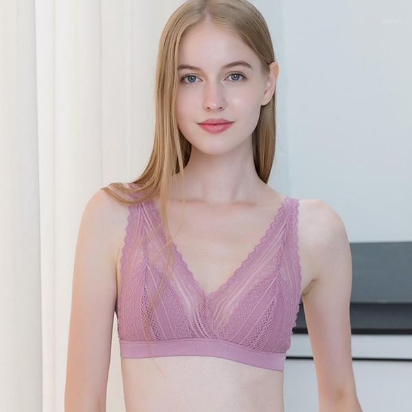autumn french style silk no steel ring thin women's underwear lace triangle cup real bra 9058a bustiers & corsets, Black;white
autumn french style silk no steel ring thin women's underwear lace triangle cup real bra 9058a bustiers & corsets, Black;white
