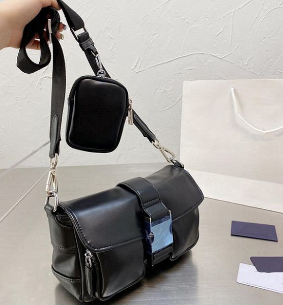 2021 fashion leisure shoulder bags man women messenger bag temperament handbags small totes leather crossbody waterproof
2021 fashion leisure shoulder bags man women messenger bag temperament handbags small totes leather crossbody waterproof