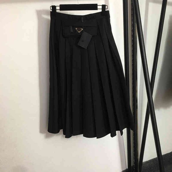 skirts women college style fashion triangle badge lady dress high waist elegant charm girls clothing gbhy, Black
skirts women college style fashion triangle badge lady dress high waist elegant charm girls clothing gbhy, Black