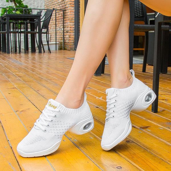 dress shoes 2021 dancing sneakers women sports modern jazz gym black white soft non-slip breathable woman practice
dress shoes 2021 dancing sneakers women sports modern jazz gym black white soft non-slip breathable woman practice