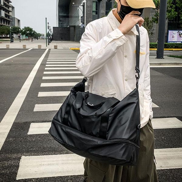 duffel bags nylon waterproof travel bag sports men/women handbags tote shoulder crossbody multifunction luggage
duffel bags nylon waterproof travel bag sports men/women handbags tote shoulder crossbody multifunction luggage