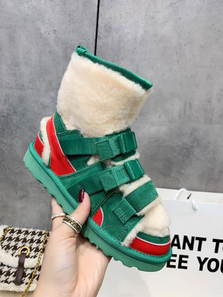 2021 luxury designer women boots winter two-wear velcro wool drag cotton shoes thick soled warm short tube fleece snow boot sandals, Black
2021 luxury designer women boots winter two-wear velcro wool drag cotton shoes thick soled warm short tube fleece snow boot sandals, Black