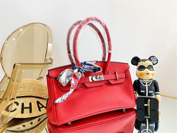 fashion genuine leather women shoulder bag change women wallet classic letters key chain crossbody bag
fashion genuine leather women shoulder bag change women wallet classic letters key chain crossbody bag