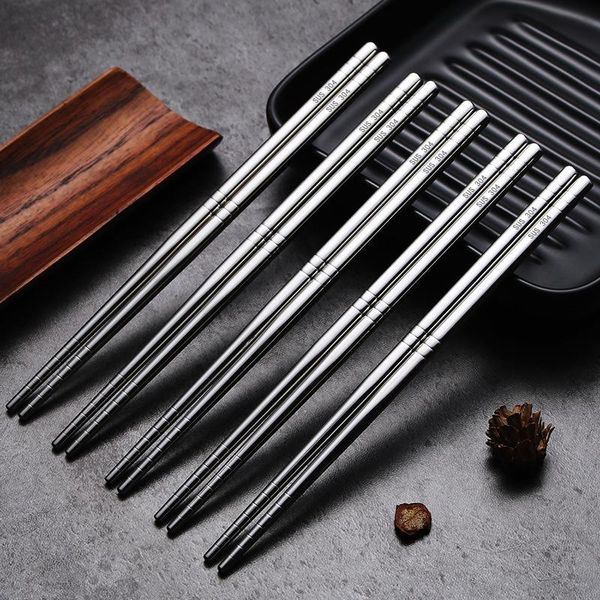 chopsticks 5 pairs/set of chinese metal non-slip stainless steel stamp stick set reusable sushi korean french baguet
chopsticks 5 pairs/set of chinese metal non-slip stainless steel stamp stick set reusable sushi korean french baguet