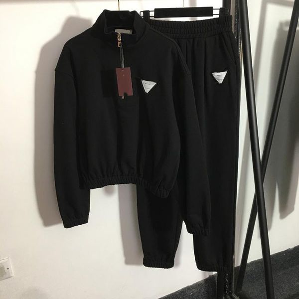 brand hoodies sport two piece pants fashion triangle badge embroidery suit sets indoor outdoor casual tracksuit set, White
brand hoodies sport two piece pants fashion triangle badge embroidery suit sets indoor outdoor casual tracksuit set, White