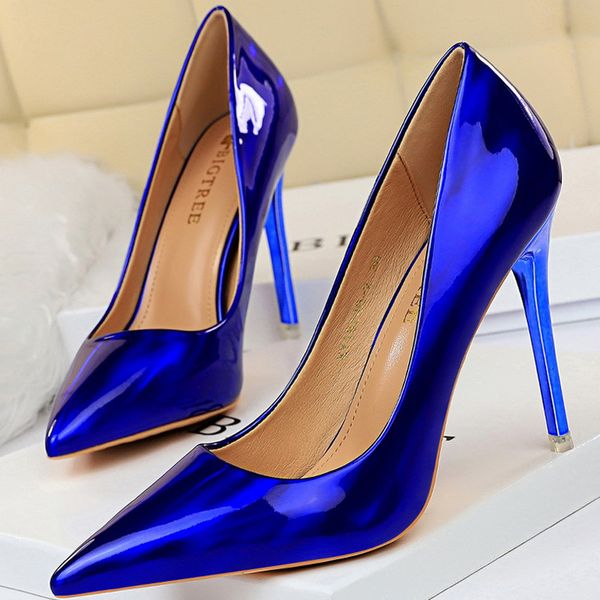 2021 shoes woman pumps patent leather high heels stiletto black women heels . cm party shoes classic pumps plus size -1
2021 shoes woman pumps patent leather high heels stiletto black women heels . cm party shoes classic pumps plus size -1