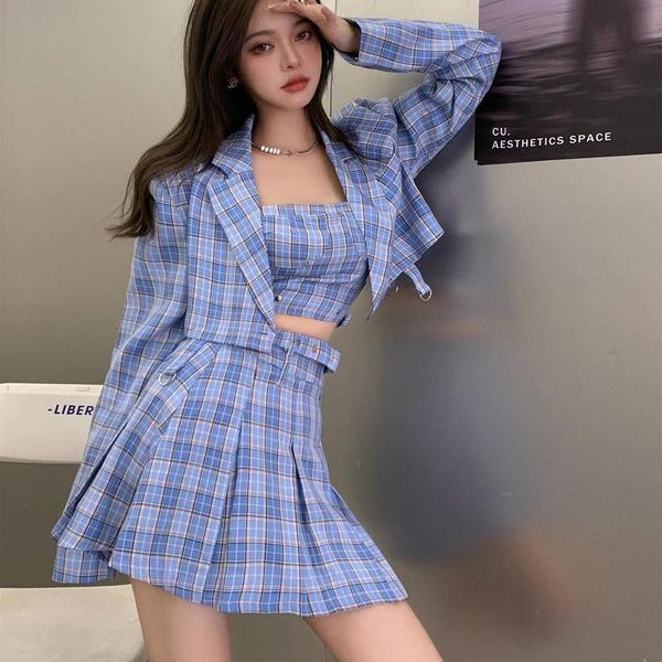 women's jackets spring and autumn retro blue plaid three-piece women preppy style short coat camisole high waist pleated skirt suit, Black;brown
women's jackets spring and autumn retro blue plaid three-piece women preppy style short coat camisole high waist pleated skirt suit, Black;brown