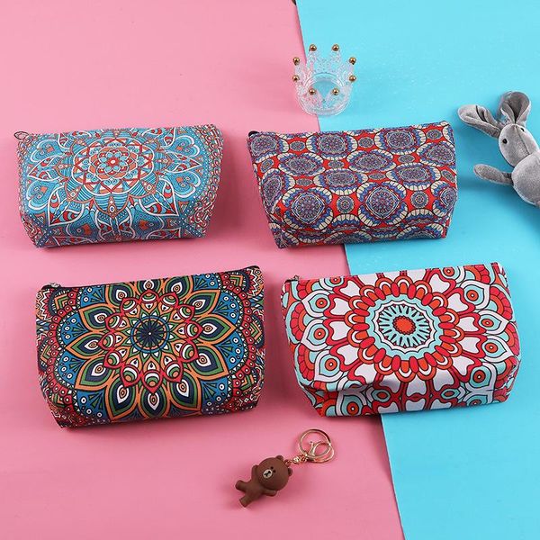 creative pu cosmetic bag printing lady portable storage makeup handbag travel bags & cases
creative pu cosmetic bag printing lady portable storage makeup handbag travel bags & cases