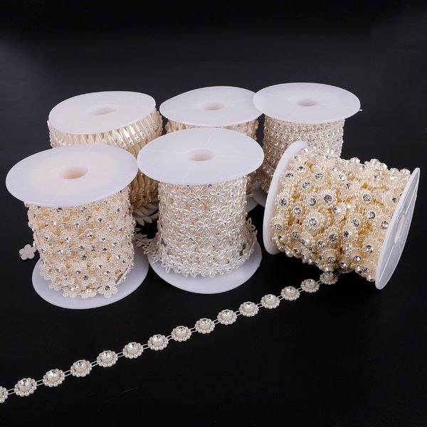 party decoration 1-2m/lot abs imitation pearl flower beads chain trim line crystal rhinestone for diy wedding chrirtsma tree decorations
party decoration 1-2m/lot abs imitation pearl flower beads chain trim line crystal rhinestone for diy wedding chrirtsma tree decorations