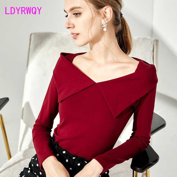 french retro shirt autumn and winter take long-sleeved large neckline female dew clavicle lapel t-shirt 210603, White
french retro shirt autumn and winter take long-sleeved large neckline female dew clavicle lapel t-shirt 210603, White