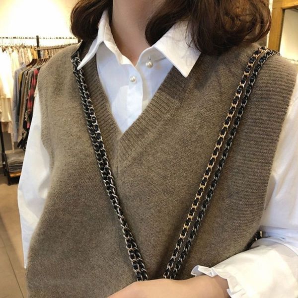 21 autumn and winter v-neck knitted women's pullover loose large wool waistcoat sleevels vt over sweater, Black;white
21 autumn and winter v-neck knitted women's pullover loose large wool waistcoat sleevels vt over sweater, Black;white