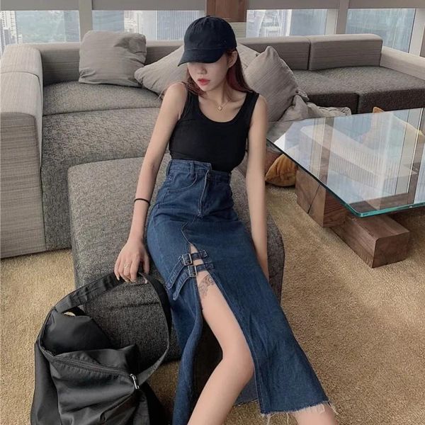 skirts women summer ripped split denim skirt famale leisure a-line high wasit hipster jeans 2021, Black
skirts women summer ripped split denim skirt famale leisure a-line high wasit hipster jeans 2021, Black
