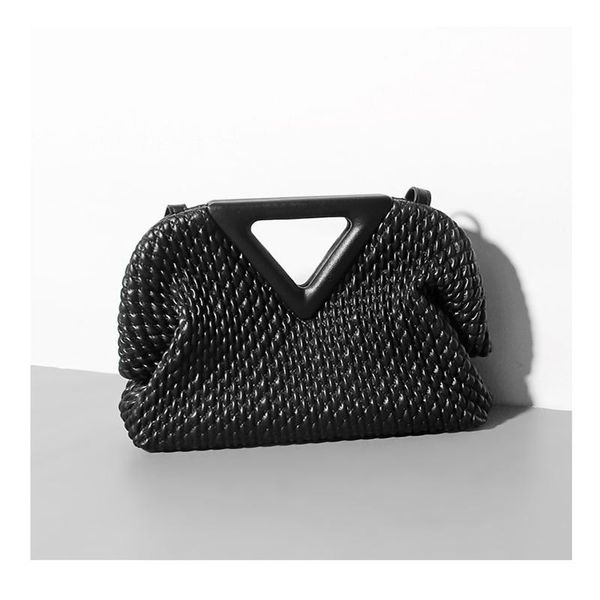 evening bags women's bag 2021 autumn and winter models woven cloud sheepskin printing inverted triangle shoulder messenger handbag
evening bags women's bag 2021 autumn and winter models woven cloud sheepskin printing inverted triangle shoulder messenger handbag