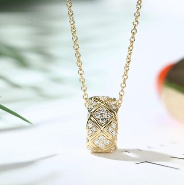 new circle pendant classical jewelry 925 sterling silver&gold fill pave white sapphire cz diamond women clavicle necklace wjl3112
new circle pendant classical jewelry 925 sterling silver&gold fill pave white sapphire cz diamond women clavicle necklace wjl3112