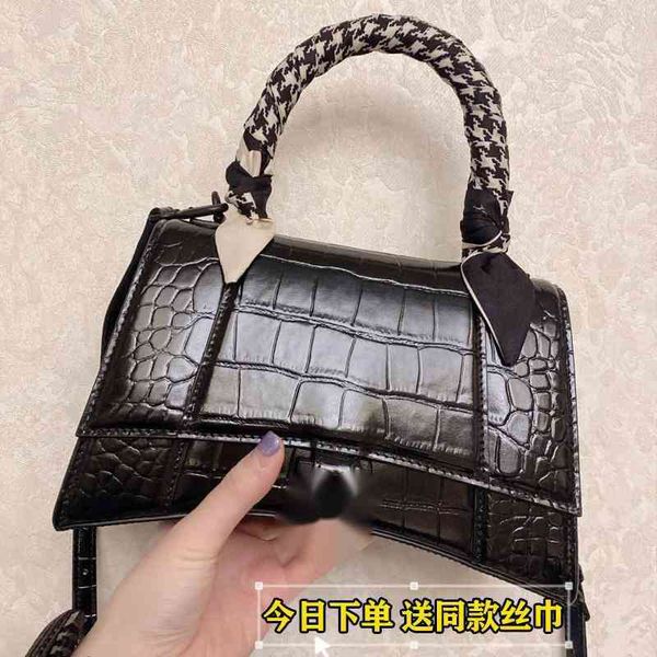factory outlet luxury handbags and storage designer bags bale b home hourglass crocodile leather women's high version mini minority lig
factory outlet luxury handbags and storage designer bags bale b home hourglass crocodile leather women's high version mini minority lig