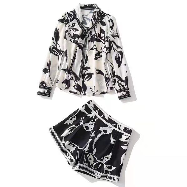 dress european and american women's clothing 2021 style for spring long-sleeved printed shirt black shorts fashion suits rzer, White
dress european and american women's clothing 2021 style for spring long-sleeved printed shirt black shorts fashion suits rzer, White