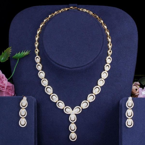 earrings & necklace european and american high-end micro inlaid zircon long two-piece wedding party accessories, Silver
earrings & necklace european and american high-end micro inlaid zircon long two-piece wedding party accessories, Silver