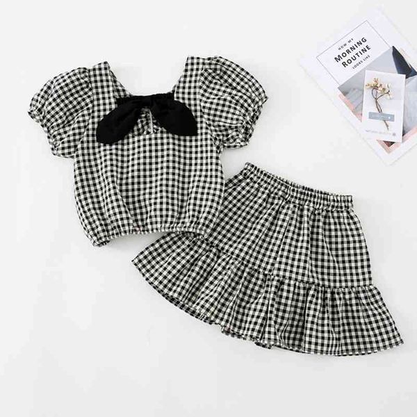 girl clothes sets kids clothing summer short sleeve backless bow + plaid printed skirt 2pcs toddler children set 210515, White
girl clothes sets kids clothing summer short sleeve backless bow + plaid printed skirt 2pcs toddler children set 210515, White