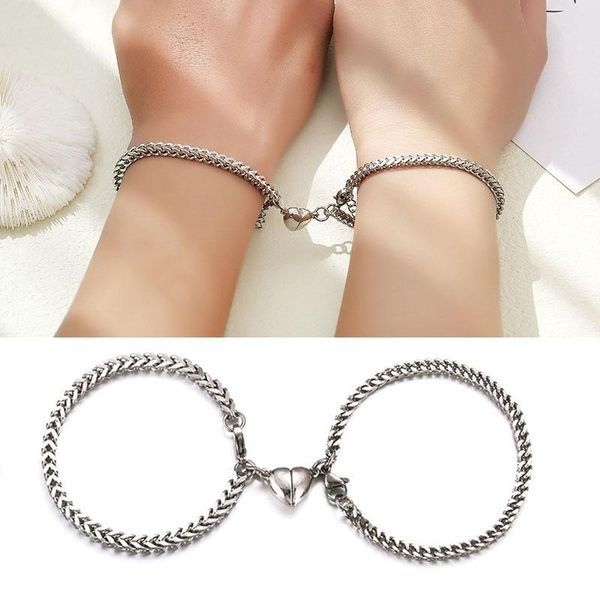 charm bracelets 2pcs/set heart shaped magnet attraction bracelet for couples stainless steel cuba chain men's and women's jewelry, Golden;silver
charm bracelets 2pcs/set heart shaped magnet attraction bracelet for couples stainless steel cuba chain men's and women's jewelry, Golden;silver