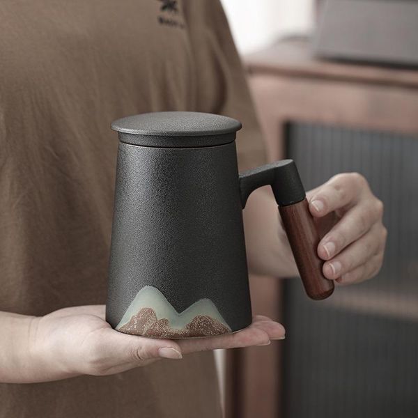 mugs glaze painted color hand-painted mug wooden handle ceramic tea cup water with lid filter three-piece large office home
mugs glaze painted color hand-painted mug wooden handle ceramic tea cup water with lid filter three-piece large office home