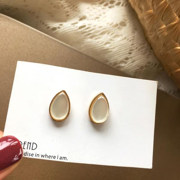 needle teardrop earrings delicate jewelry metal alloy golden plating cream opal stud for women girl gifts, Golden;silver
needle teardrop earrings delicate jewelry metal alloy golden plating cream opal stud for women girl gifts, Golden;silver