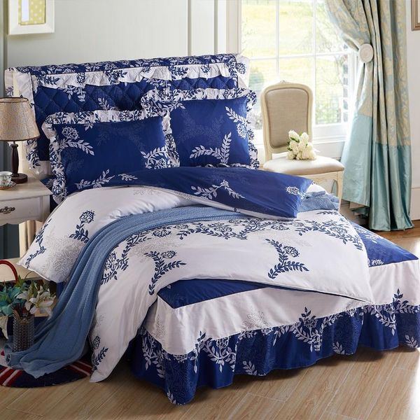 bedding sets 4pcs whole cotton printing luxury king size duvet cover set bed skirt pillowcase silk bedclothes
bedding sets 4pcs whole cotton printing luxury king size duvet cover set bed skirt pillowcase silk bedclothes