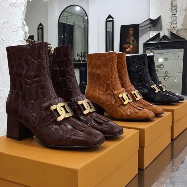 boots real leather fringe tassel platform shoes golden metal chain designer high heel ankle latest fashion 2021, Black
boots real leather fringe tassel platform shoes golden metal chain designer high heel ankle latest fashion 2021, Black