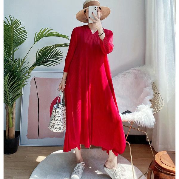 casual dresses 2021 autumn pleated three-quarter sleeve long-sleeved black dress loose all-match solid color cloth for women e152, Black;gray
casual dresses 2021 autumn pleated three-quarter sleeve long-sleeved black dress loose all-match solid color cloth for women e152, Black;gray