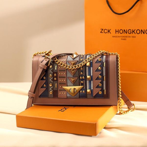 genuine leather women handbags 2021 fashion retro rivet one-shoulder messenger bag ladies chain envelope purses satchels sac shoulder bags
genuine leather women handbags 2021 fashion retro rivet one-shoulder messenger bag ladies chain envelope purses satchels sac shoulder bags