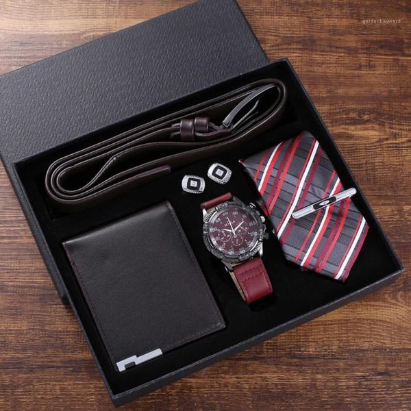wristwatches 5pcs/set men's watch set fashion sport men leather belt wallet cufflinks tie sets gift box for present drop, Slivery;brown
wristwatches 5pcs/set men's watch set fashion sport men leather belt wallet cufflinks tie sets gift box for present drop, Slivery;brown