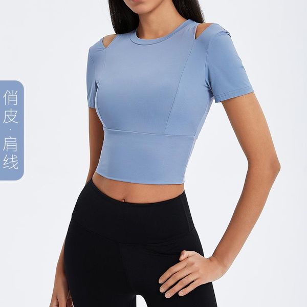 yoga outfit european and american strapless short-sleeved sports t-shirt women's nude sense slim slimming wear running fitness
yoga outfit european and american strapless short-sleeved sports t-shirt women's nude sense slim slimming wear running fitness