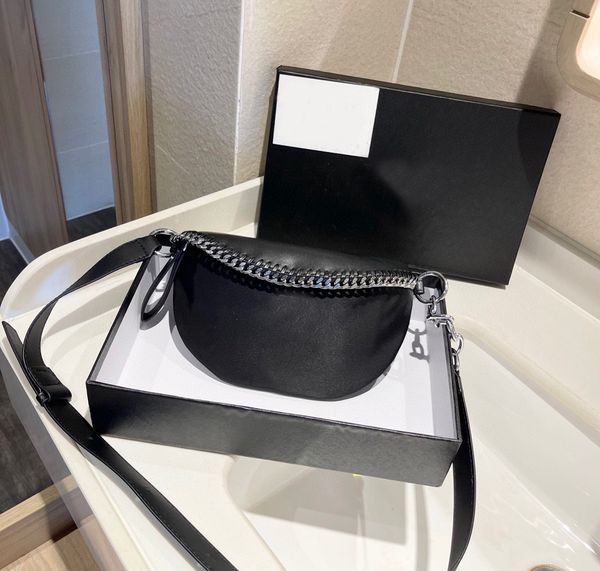 ladies brand chest bag luxurys designers 2021 women handbag fashion handbags mother shoulder cossbody package canvas patchwork bags artwork
ladies brand chest bag luxurys designers 2021 women handbag fashion handbags mother shoulder cossbody package canvas patchwork bags artwork