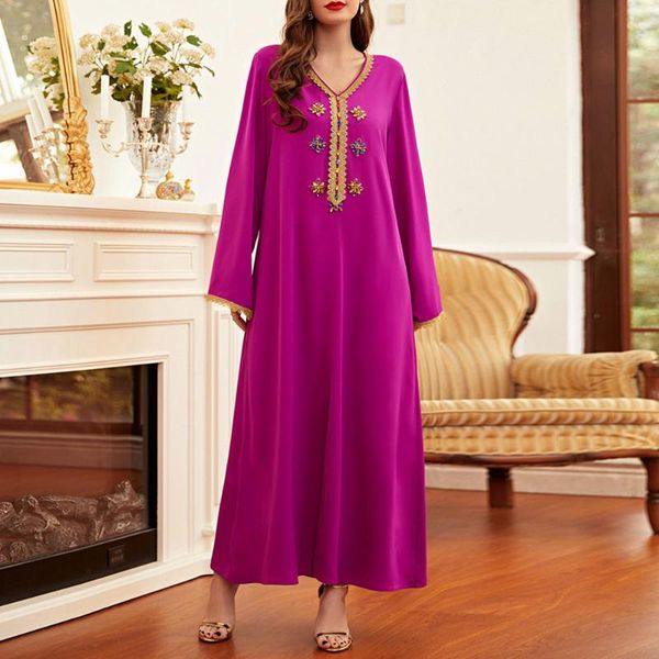 casual dresses autumn 2021 muslim rose red beading golden embroidery v-neck solid color long sleeve women's dress temperament, Black;gray
casual dresses autumn 2021 muslim rose red beading golden embroidery v-neck solid color long sleeve women's dress temperament, Black;gray