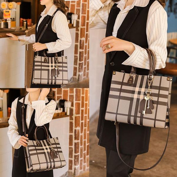 hong summer leather bag large-capacity genuine tote 2021 female wild fashion new trendy portable one-shoulder purchasing kong ofaph
hong summer leather bag large-capacity genuine tote 2021 female wild fashion new trendy portable one-shoulder purchasing kong ofaph