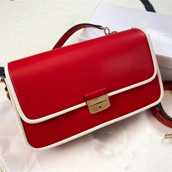 luxurys designers bags cowhide bradshaw womens handbags fashion trends one shoulder clutch bag female
luxurys designers bags cowhide bradshaw womens handbags fashion trends one shoulder clutch bag female