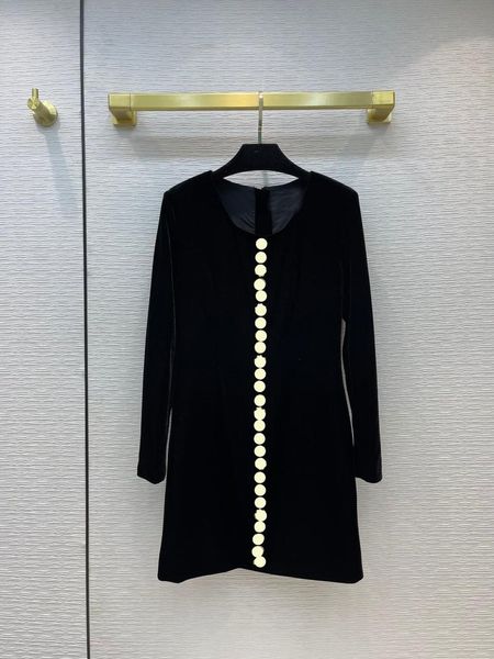 casual dresses black velvet dress women 3d cut o-neck long sleeve gold single breasted lady autumn 2021, Black;gray
casual dresses black velvet dress women 3d cut o-neck long sleeve gold single breasted lady autumn 2021, Black;gray
