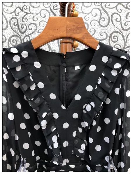 women's jackets jumpsuit shorts summer style women v-neck polka dot print metal chain belt deco long sleeve caual playsuits nuec, Black;brown
women's jackets jumpsuit shorts summer style women v-neck polka dot print metal chain belt deco long sleeve caual playsuits nuec, Black;brown