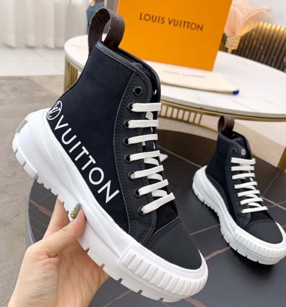 luxury brand sneakers shoes designer sneaker floral brocade genuine leather women shoe dqbag 157, Black
luxury brand sneakers shoes designer sneaker floral brocade genuine leather women shoe dqbag 157, Black