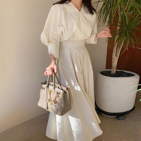 casual dresses white long dress female clothing v neck puff sleeve high waist loose solid midi korean fashion autumn x791, Black;gray
casual dresses white long dress female clothing v neck puff sleeve high waist loose solid midi korean fashion autumn x791, Black;gray