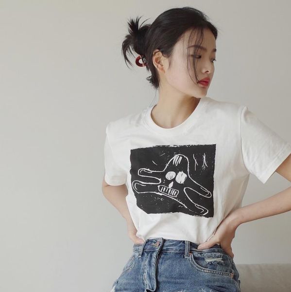early spring designer jumping villain chalk print round neck short sleeve white t-shirt women women's
early spring designer jumping villain chalk print round neck short sleeve white t-shirt women women's
