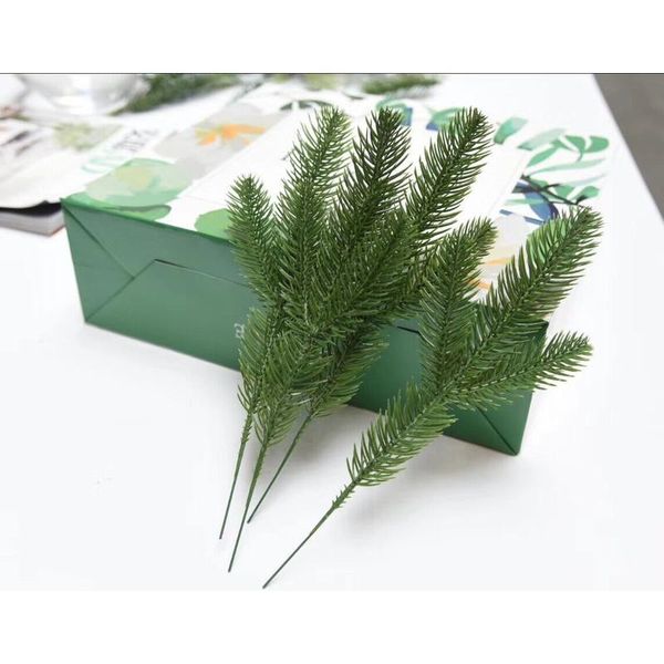 20x 30x simulation of 3d branch pine needle decoration diy christmas accessories plant home decor green color decorative flowers & wreaths
20x 30x simulation of 3d branch pine needle decoration diy christmas accessories plant home decor green color decorative flowers & wreaths