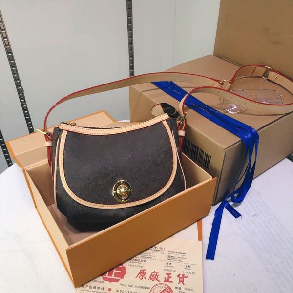 2021 vintage tambourin cross body canvas shoulder bag m44860 size: 26x 18x 12cm v-130
2021 vintage tambourin cross body canvas shoulder bag m44860 size: 26x 18x 12cm v-130