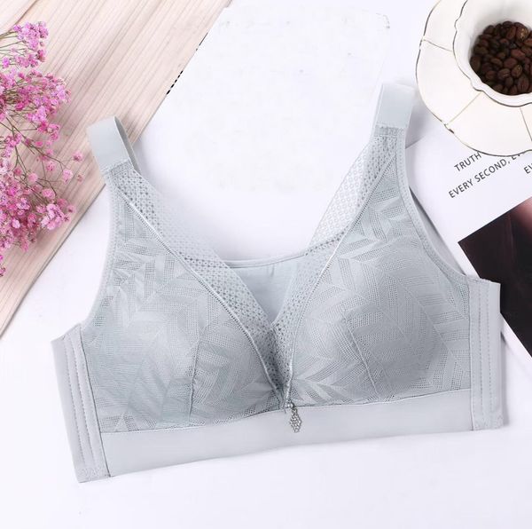 new latex cotton underwear summer thin gathering non magnetic steel bra vest style, Red;black
new latex cotton underwear summer thin gathering non magnetic steel bra vest style, Red;black