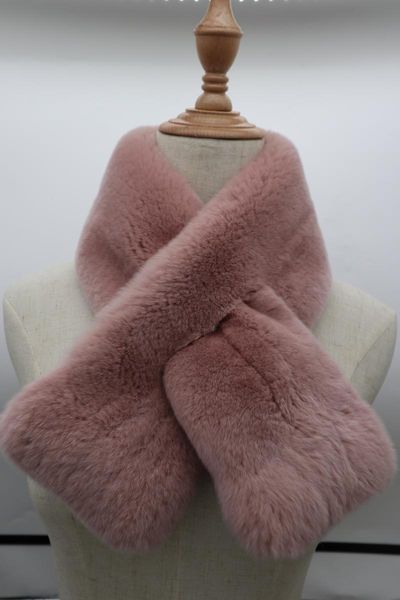 scarves 2021 real fur quality good feel fashion novel warm and comfortable rex wide socket scarf, Blue;gray
scarves 2021 real fur quality good feel fashion novel warm and comfortable rex wide socket scarf, Blue;gray