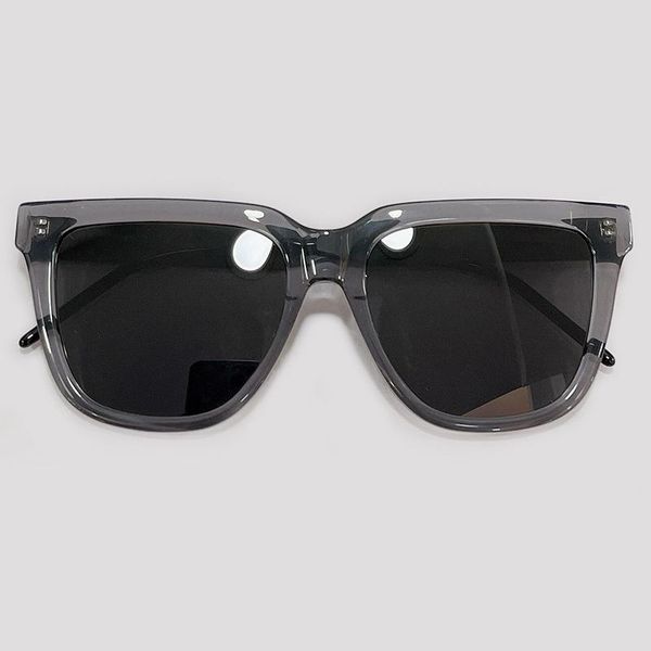 sunglasses 2021 fashion cat eye designer sun glasses female catching atmosphere full-screen frame, White;black
sunglasses 2021 fashion cat eye designer sun glasses female catching atmosphere full-screen frame, White;black