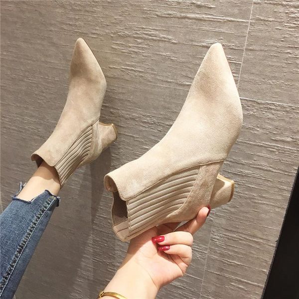 boots high-heeled ankle boot woman 2021 korean spring and autumn winter thick heel skinny elastic single, Black
boots high-heeled ankle boot woman 2021 korean spring and autumn winter thick heel skinny elastic single, Black